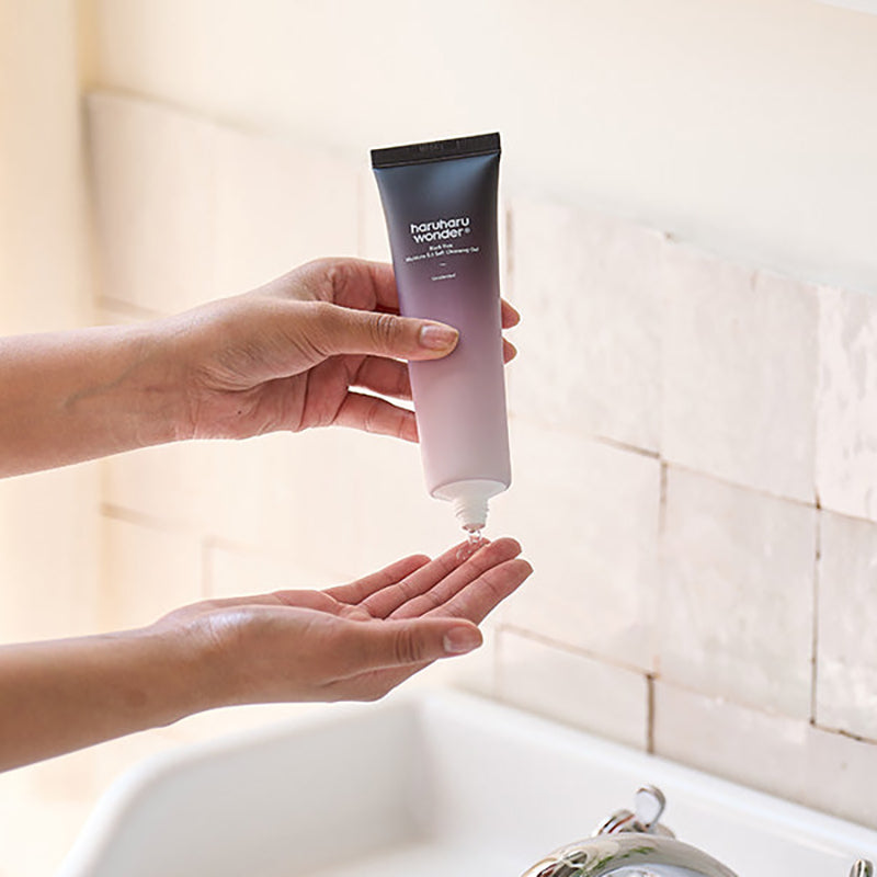 Haruharu Wonder Black Rice Moisture 5.5 Soft Cleansing Gel 100ml - photo 3