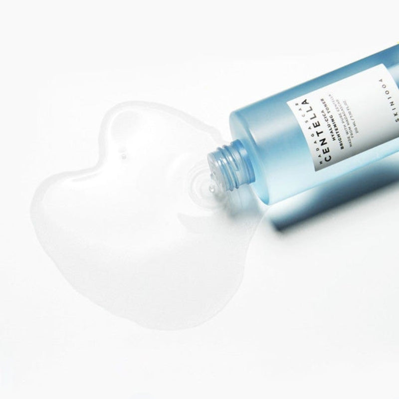 SKIN1004 Madagascar Centella Hyalu-Cica Brightening Toner 210ml - photo 3
